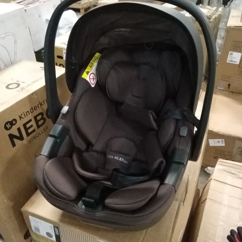 OYSTER I-SIZE CAR SEAT, 40-87cm
