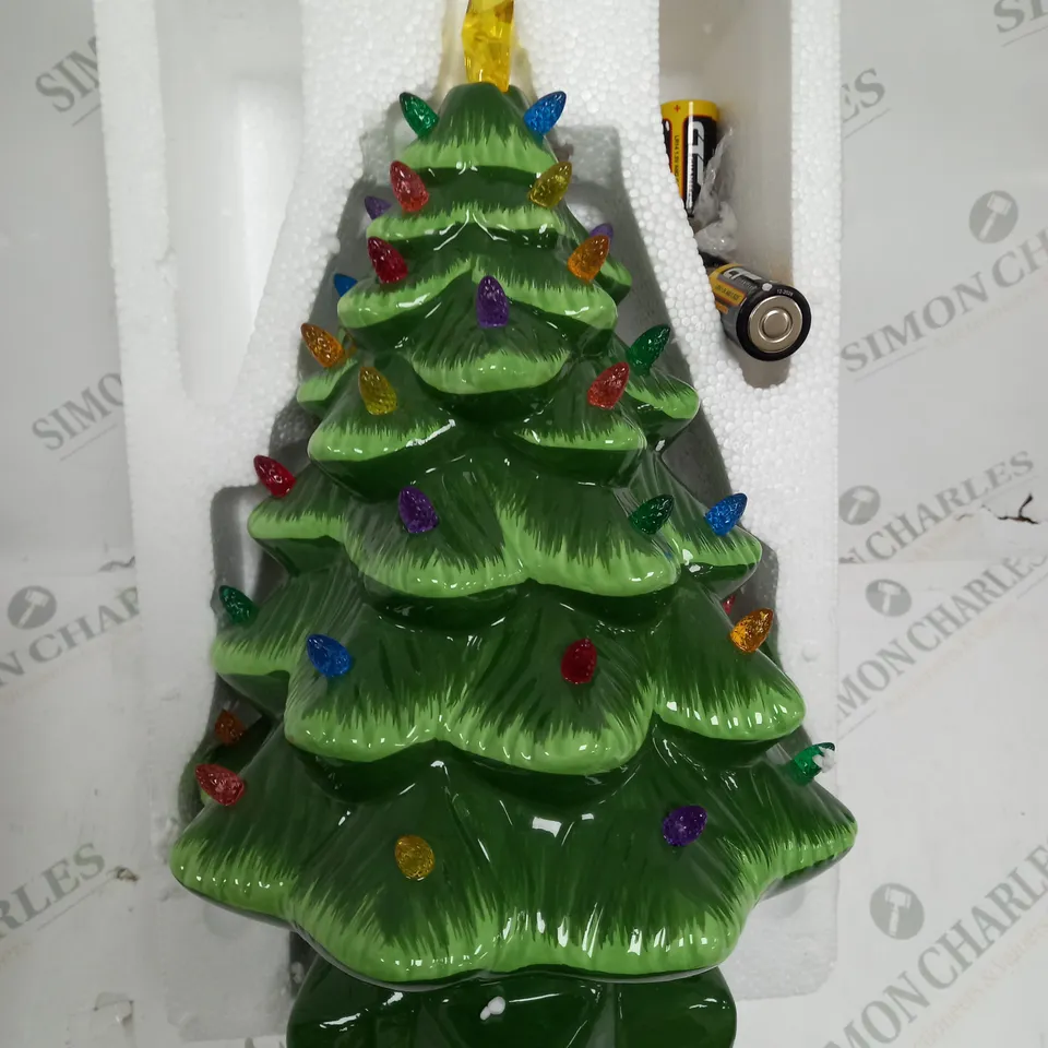 MR CHRISTMAS ILLUMINATED CERAMIC NOSTALGIC TREE