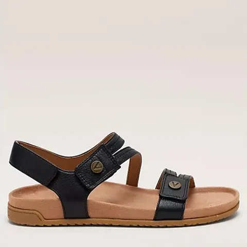 VIONIC ELLIE ESSIE SANDALS SIZE 4