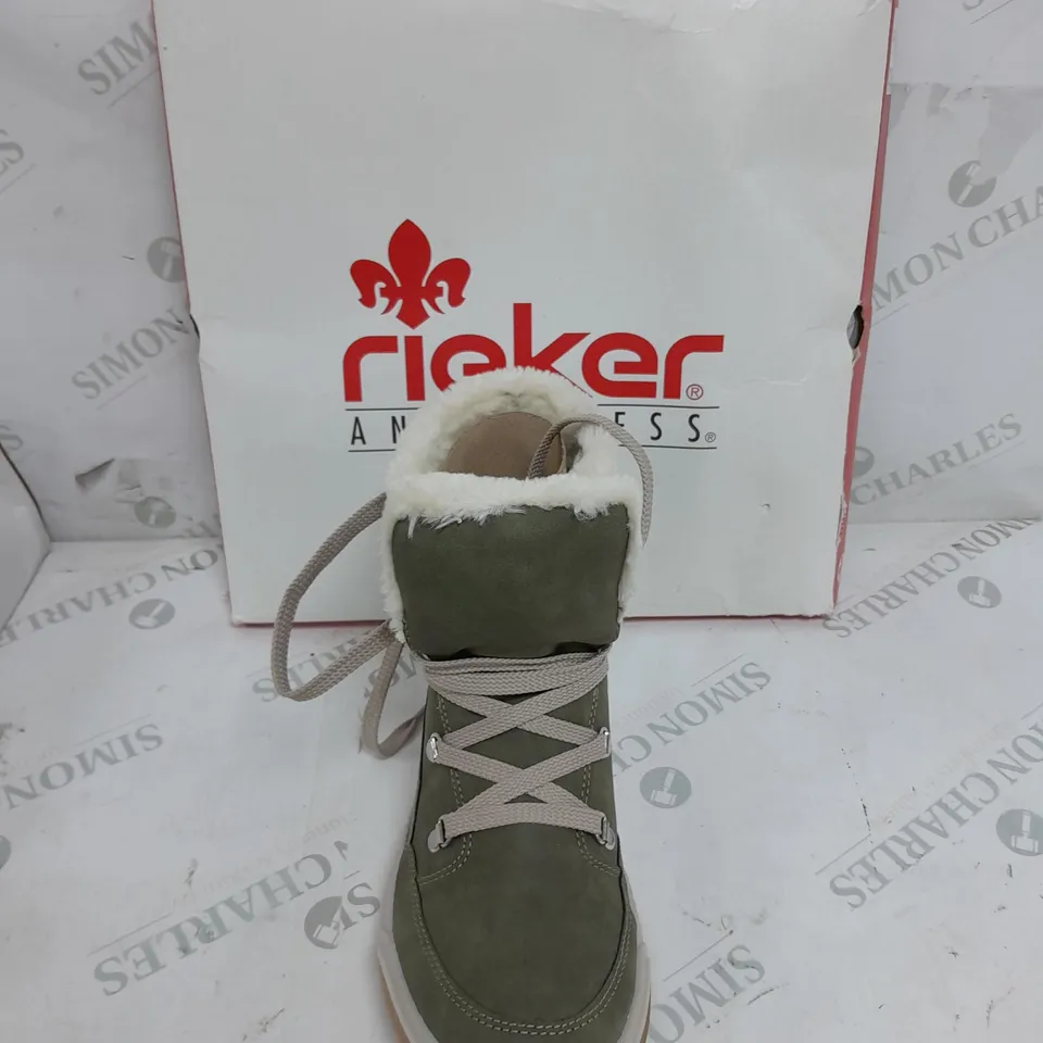 BOXED PAIR OF RIEKER WARM HIKING BOOTS, KHAKI - SIZE 7.5