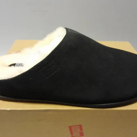 BOXED PAIR OF FITFLOP CHRISSIE SHEARLING SLIPPERS IN BLACK - UK 3