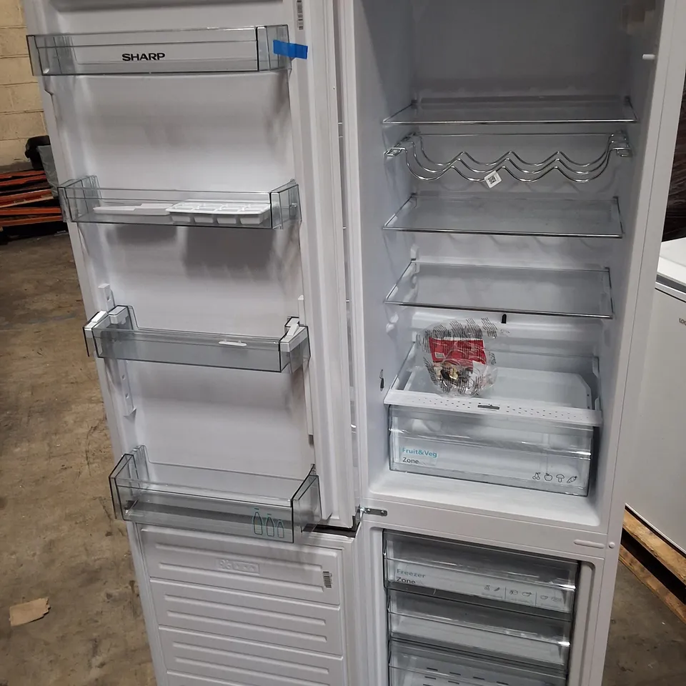 SHARP SJ-BB05DTXWE-EN 60/40 FRIDGE FREEZER - WHITE