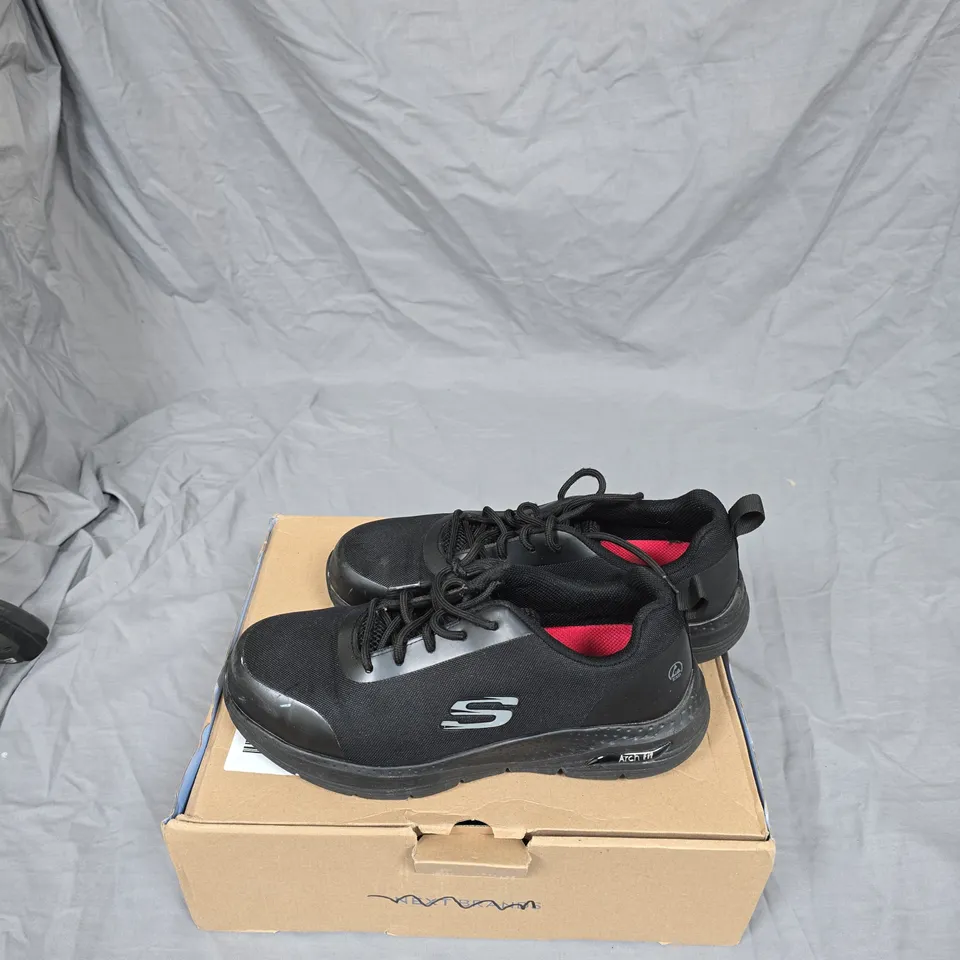 SKECHERS MEN'S WORK SHOES – BLACK, STEEL TOE, SLIP-RESISTANT, UK 8 (US 9, EUR 42)