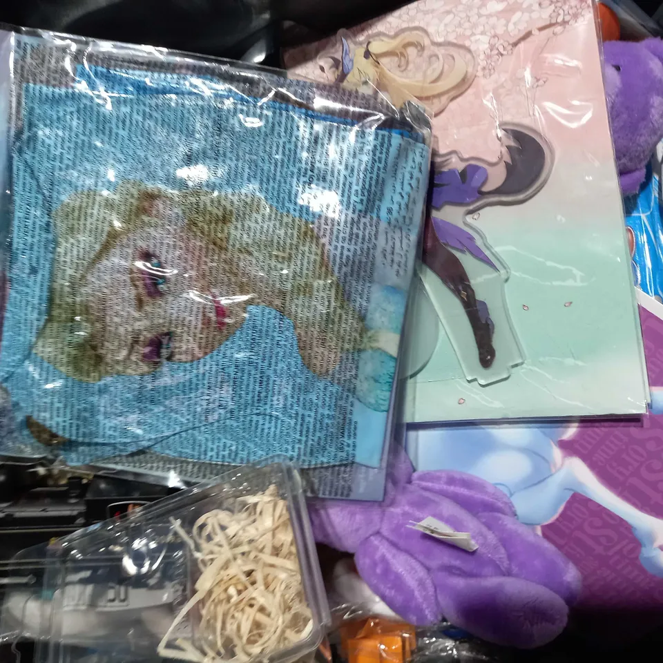 LOT OF APPROXIMATELY 15 ASSORTED TOYS AND GAMES TO INCLUDE STABILO SCENTED PENS, BUILD X EMERGENCY RESPONSE, ROOT RPG GAME EQUIPMENT DECK, ETC