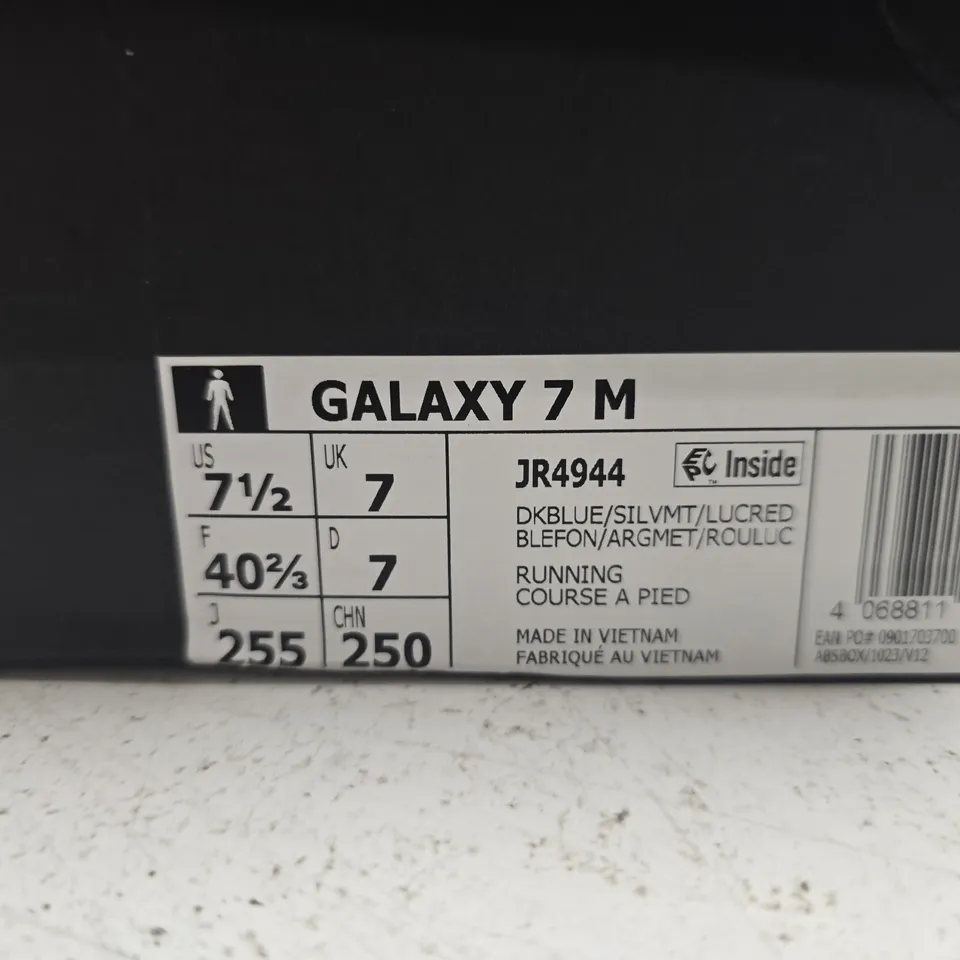 BOXED PAIR OF ADIDAS GALAXY 7 M NAVY KNIT RUNNING SHOES – UK 7