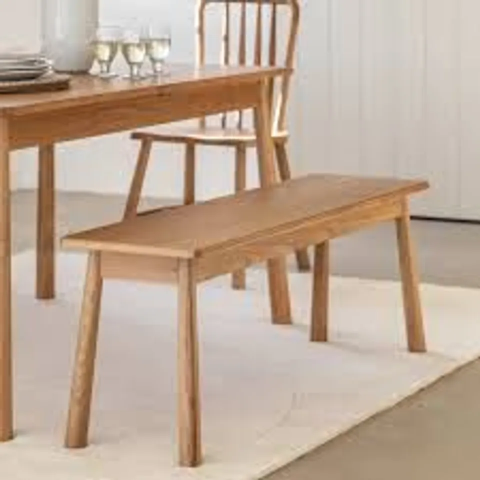 BOXED GALLERY DIRECT WYCOMBE DINING BENCH 