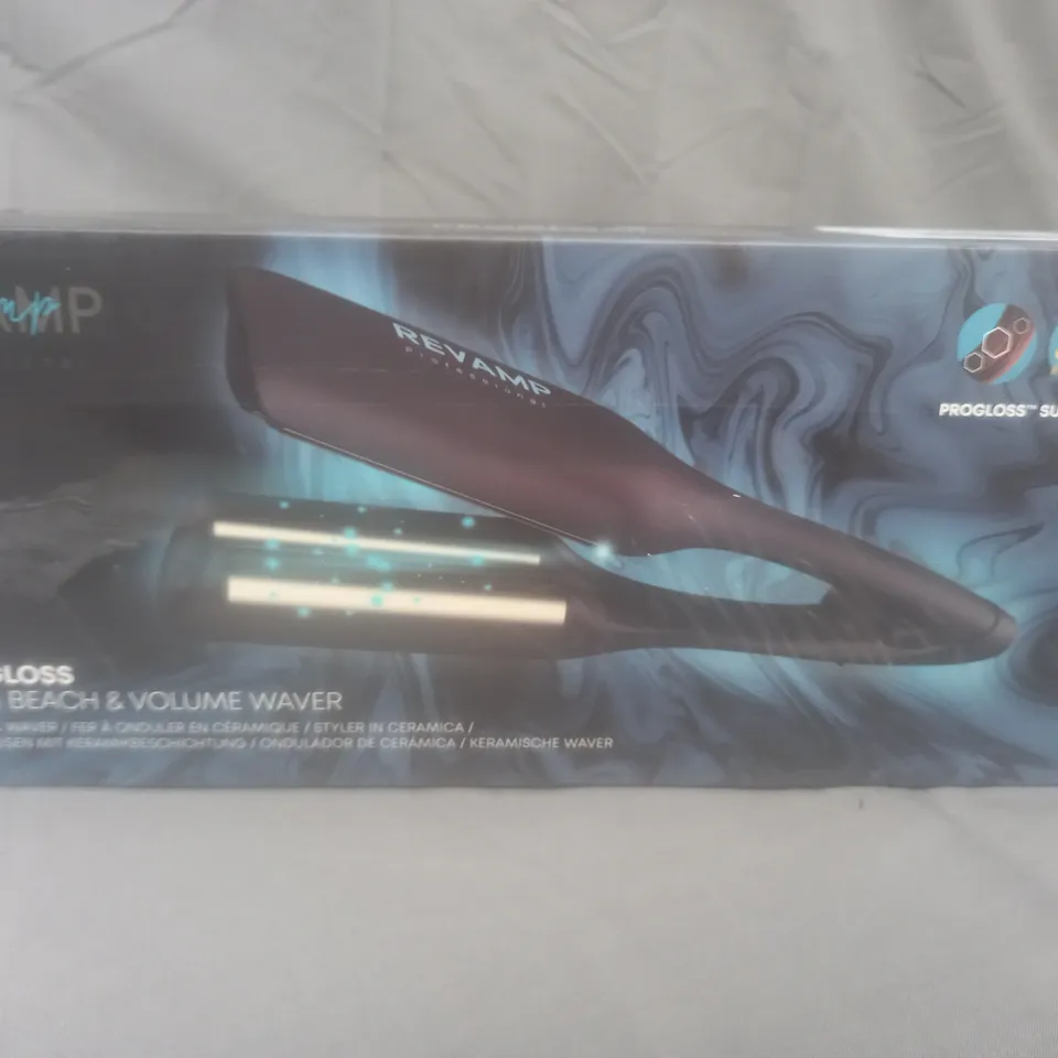 BOXED REVAMP PROGLOSS 2 IN 1 BEACH AND VOLUME WAVER WV-3000-EU
