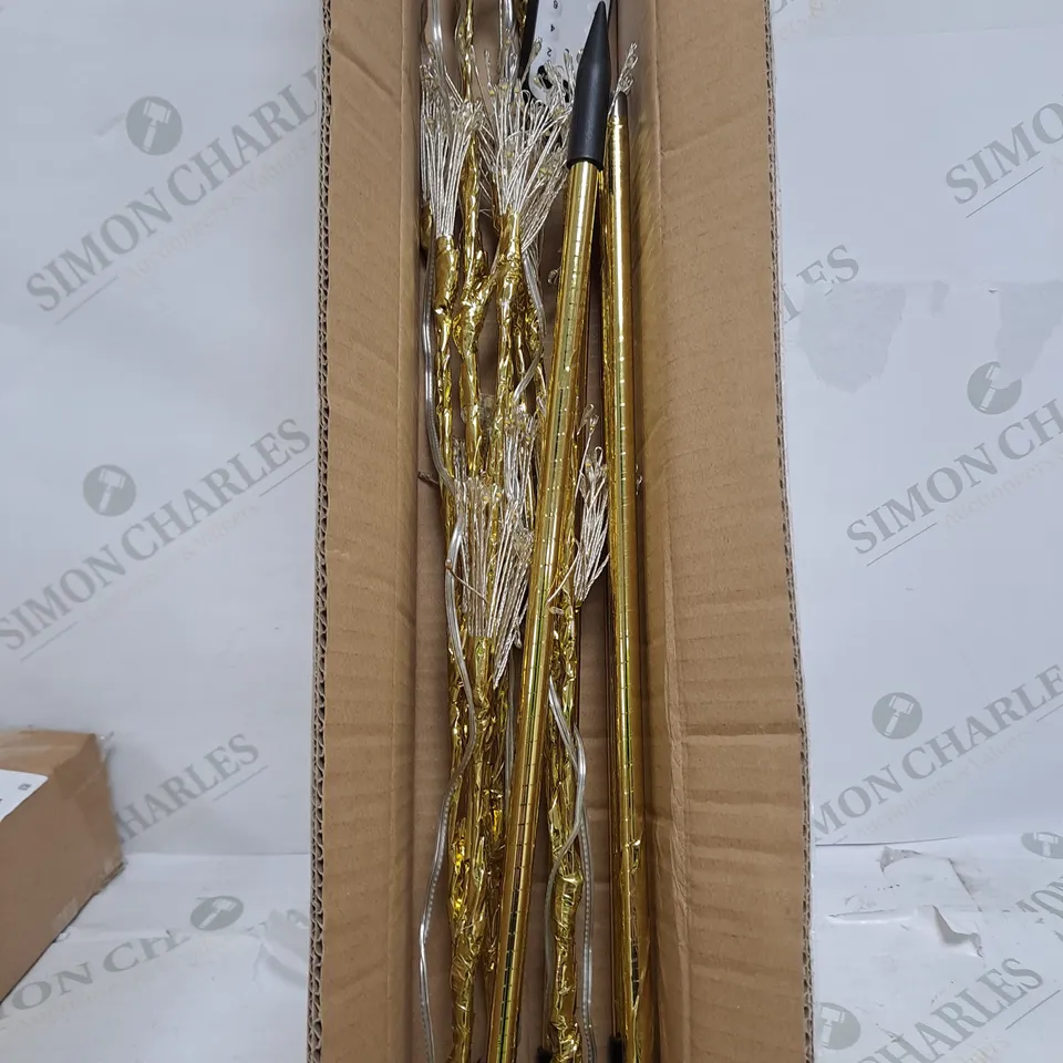 BOXED SARA DAVIES SET OF 2 STARBURST LIGHTS