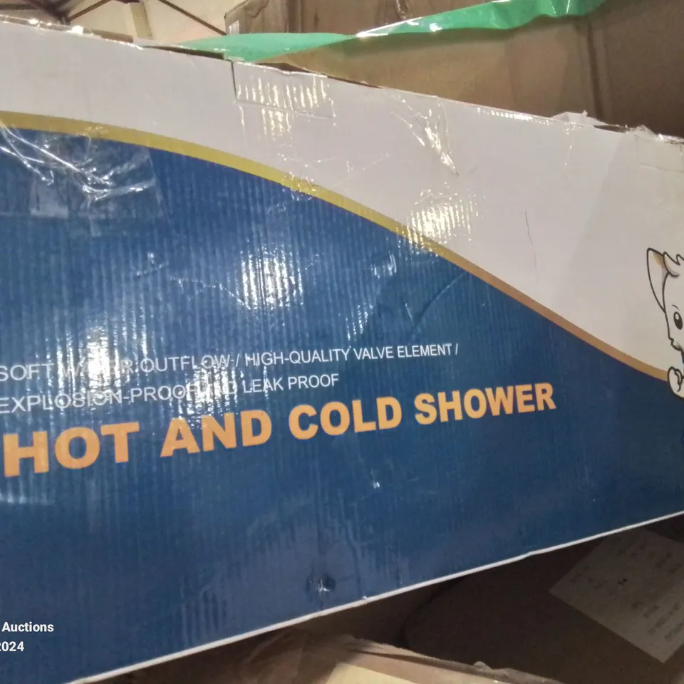 PALLET CONTAINING VARIOUS ASSORTED ITEMS TO INCLUDE: BABY SCALES, HOT AND COLD SHOWER UNIT, BATHROOM TAPS, ETC.