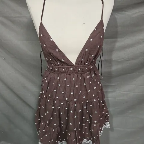 STRADIVARIUS MINI DRESS IN BROWN STAR SIZE S