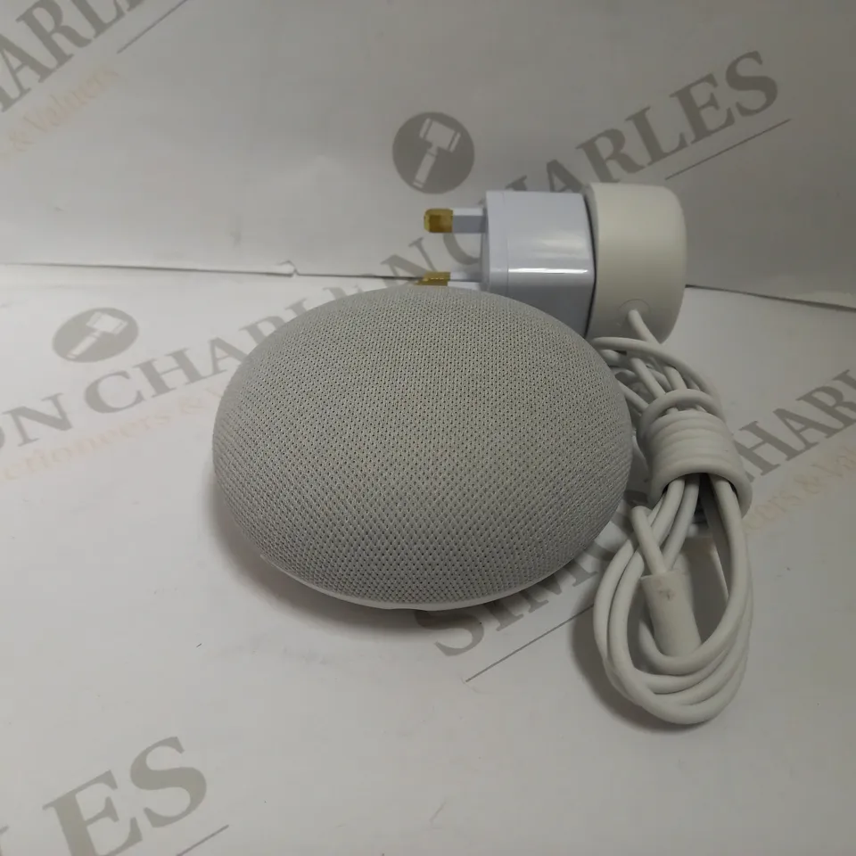 GOOGLE HOME MINI