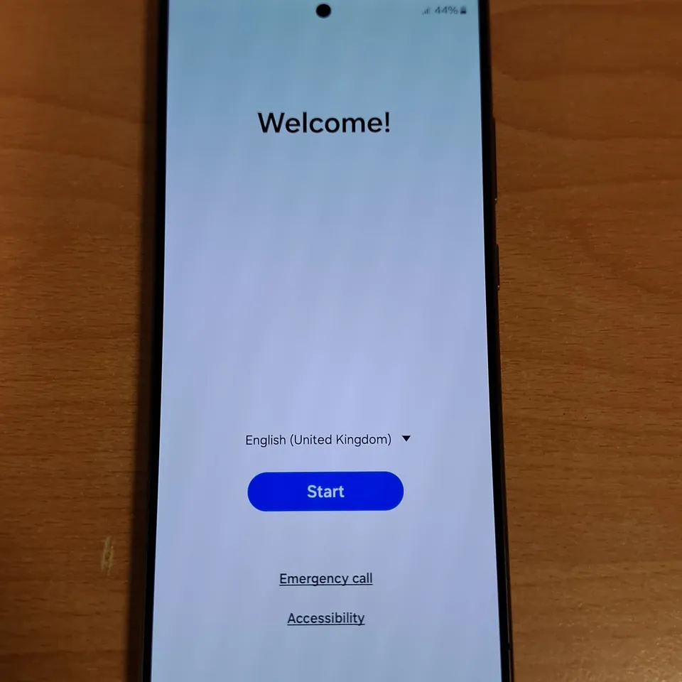 BOXED SAMSUNG GALAXY S24 ULTRA 12GB/256GB IN TITANIUM BLACK - SM-S928B