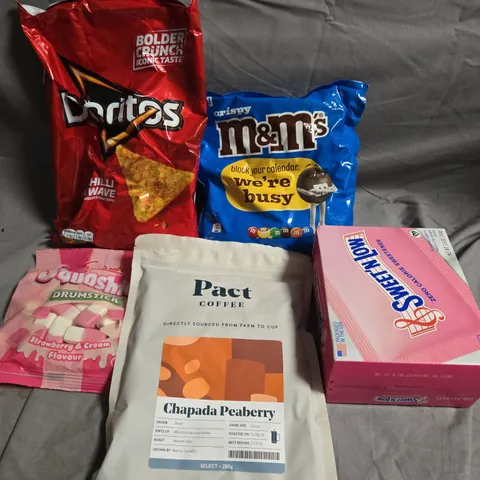 APPROXIMATELY 5 ASSORTED FOOD &DRINK ITEMS TO INCLUDE - DORITOS, CRISPY M&M'S AND PACT COFFEE - COLLECTION ONLY