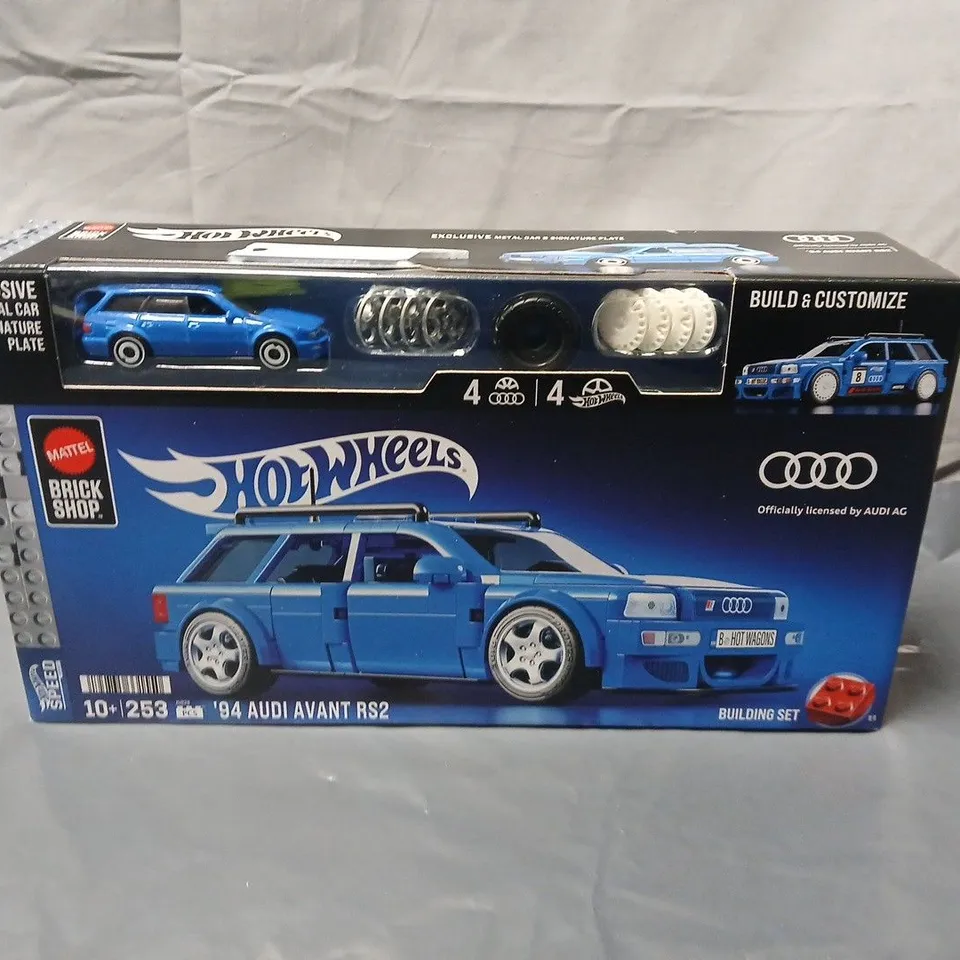 HOT WHEELS BUILD & CUSTOMIZE AUDI RS2 AVANT – BLUE (1994)