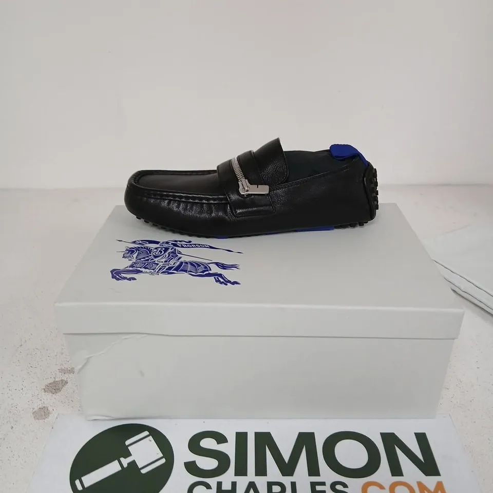 BURBERRY BLACK LEATHER LOAFERS WITH ZIP DETAIL – UK 8.5 (EU 42.5)