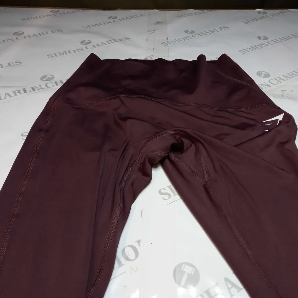 GYMSHARK LEGGING PANTS IN MAROON - MEDIUM