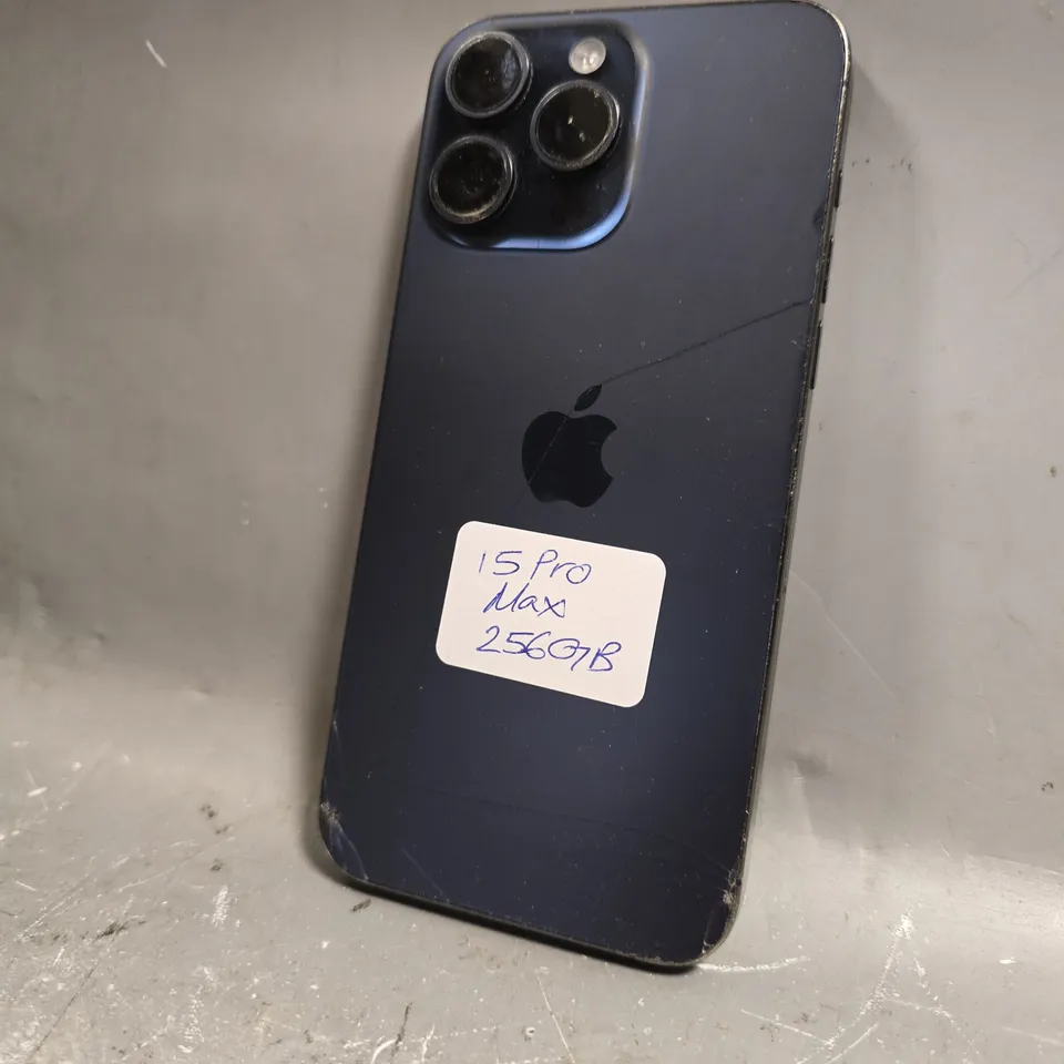 APPLE IPHONE 15 PRO MAX 