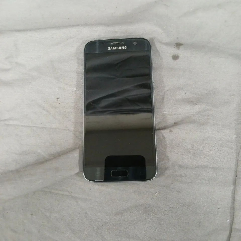 SAMSUNG GALAXY S7 UNLOCKED SMARTPHONE – BLACK, 32GB