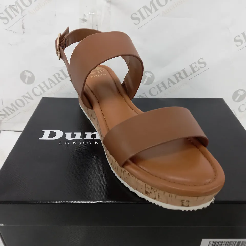 BOXED DUNE WOMANS TAN LEATHER SANDLES SIZE 6