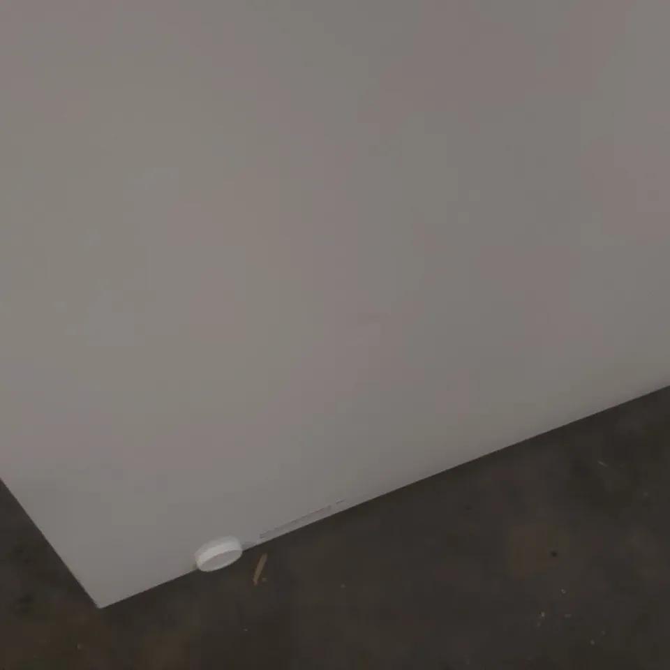 LOGIK L198CFW23 CHEST FREEZER - WHITE