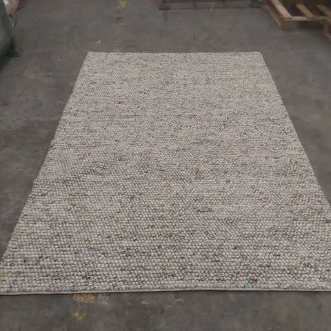QUALITY DESIGNER AREA RUG - APPROXIMATELY 230 x 155cm