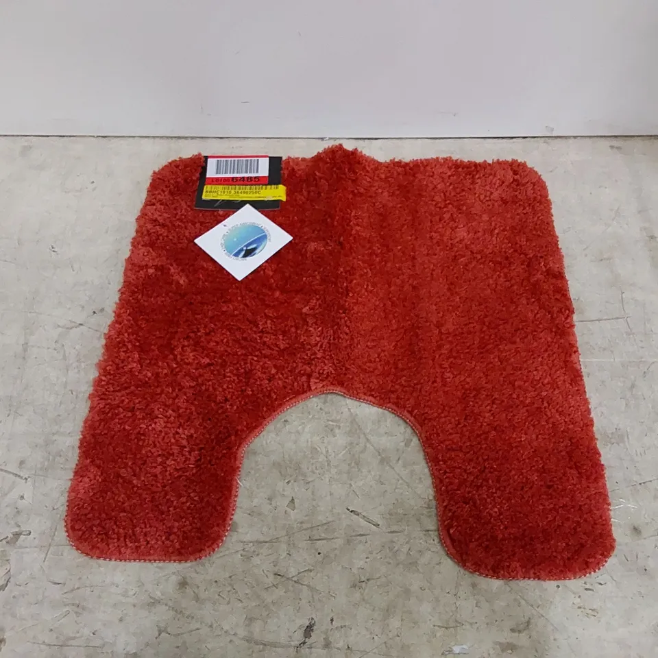 JOYCE U-SHAPED TOILET PEDESTAL MAT