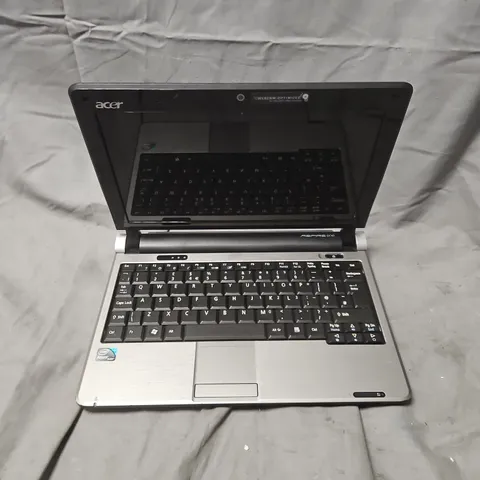 ACER ASPIRE ONE KAV60 LAPTOP