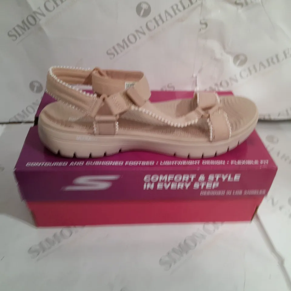 BOXED SKECHERS GO WALK SANDALS SIZE 7 