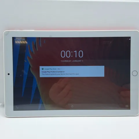 BOXED SZQ GIONEE A210  32GB ANDROID TABLET