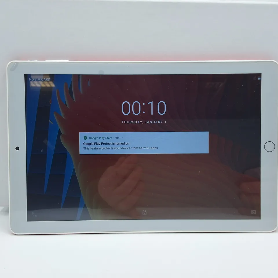 BOXED SZQ GIONEE A210  32GB ANDROID TABLET