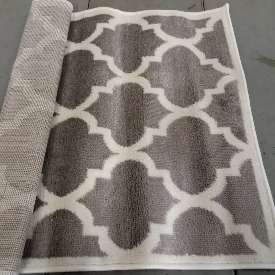 BRAND NEW PACO SINAI GREY RUG - 60X100 M