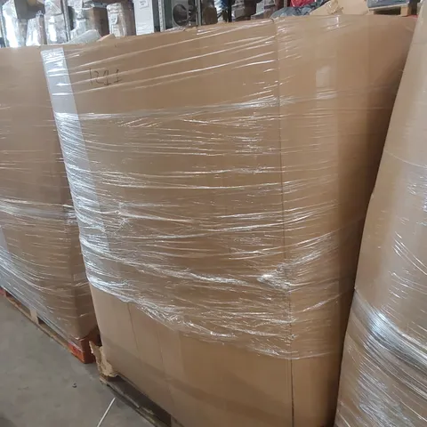 PALLET TO CONTAIN A LARGE ASSORTMENT OF PILLOWS AND CUSHIONS // BRANDS MAY VARY