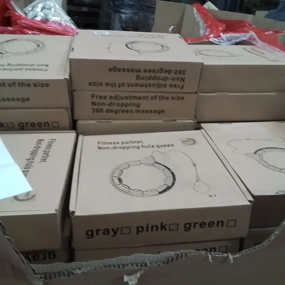 PALLET CONTAINING A LARGE QUANTITY OF HULA RING