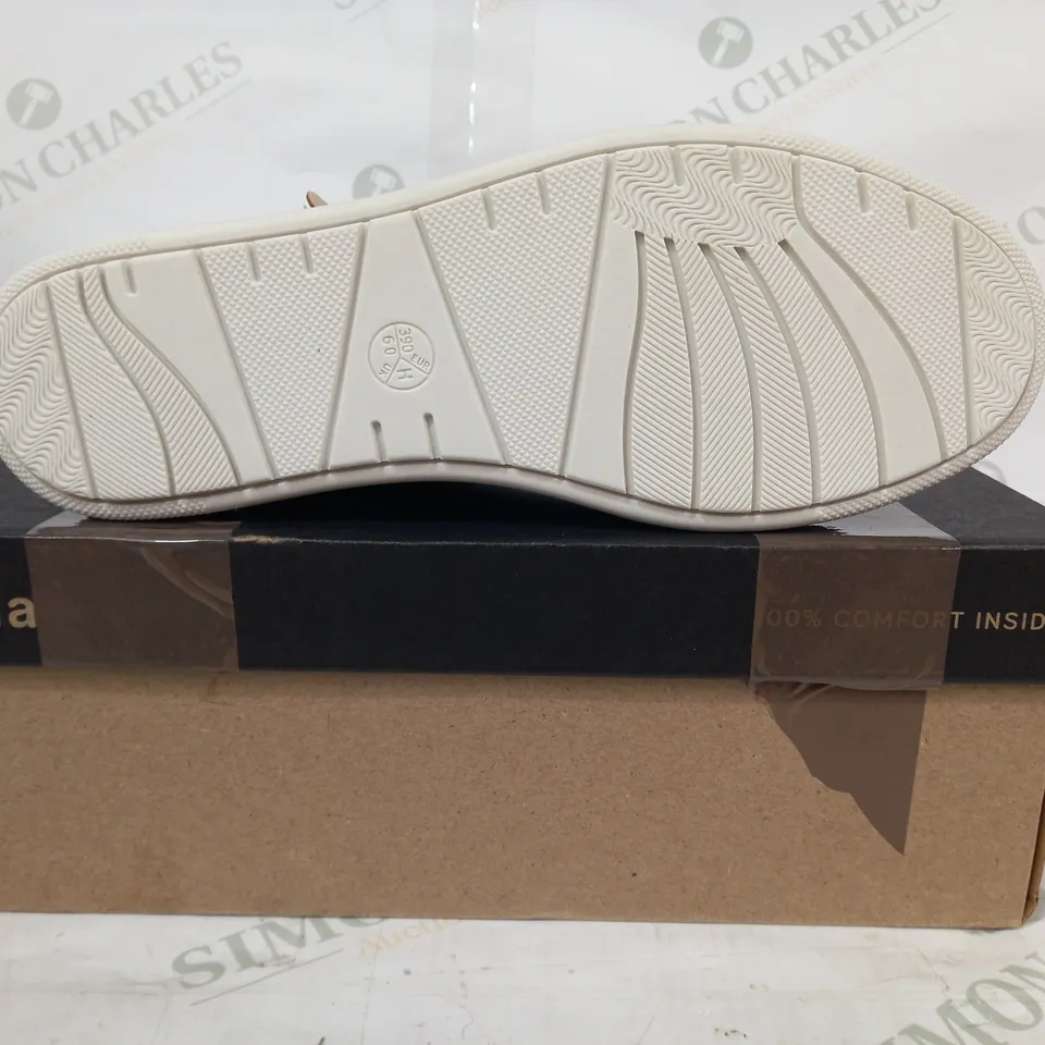 BOXED PAIR OF JANA SOFT LINE SHOES IN CLOUDY GOLD COLOUR UK SIZE 6