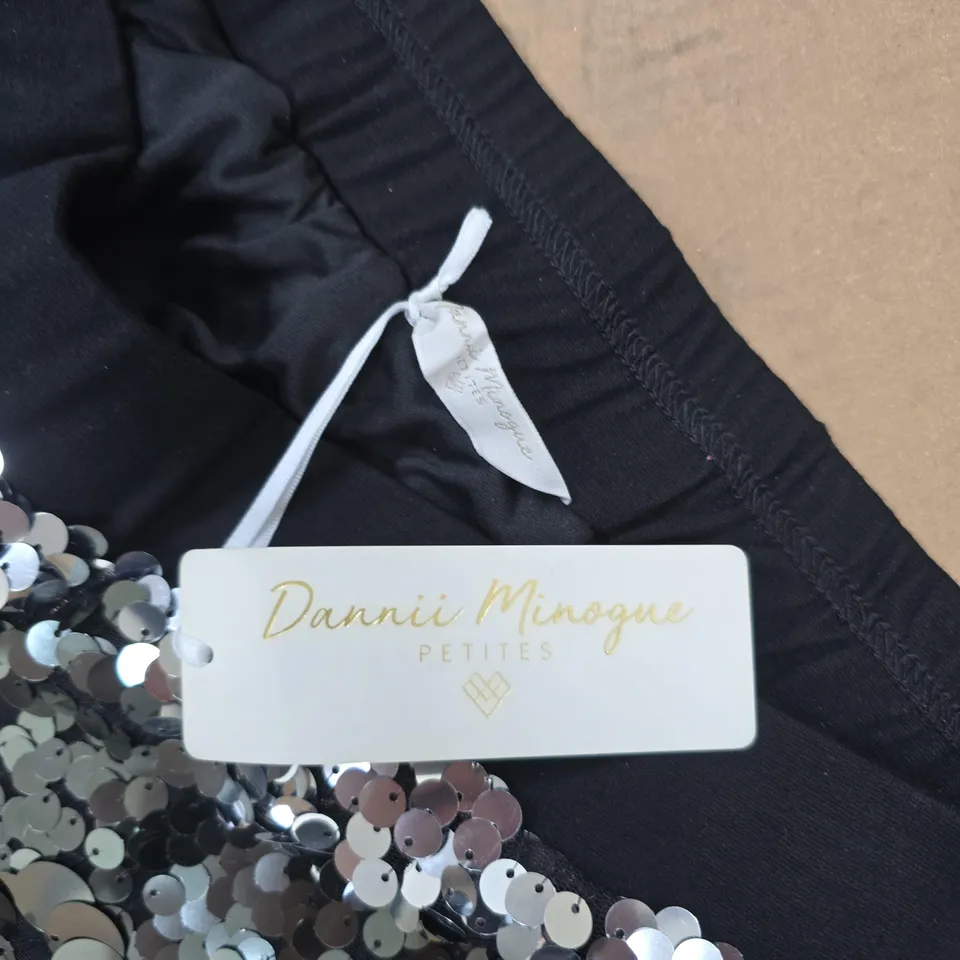 DANNII MINOGUE PETITES SEQUINNED PENCIL SKIRT – BLACK & SILVER SIZE MEDIUM PETITE 