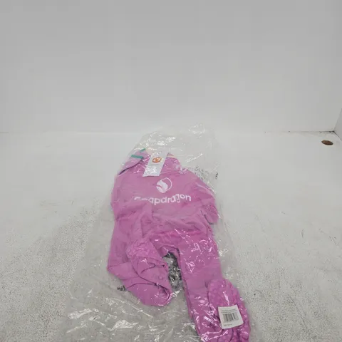 MANCHESTER UNITED FC BABY GOALKEEPER SLEEPSUIT PINK 12 - 18 MONTHS