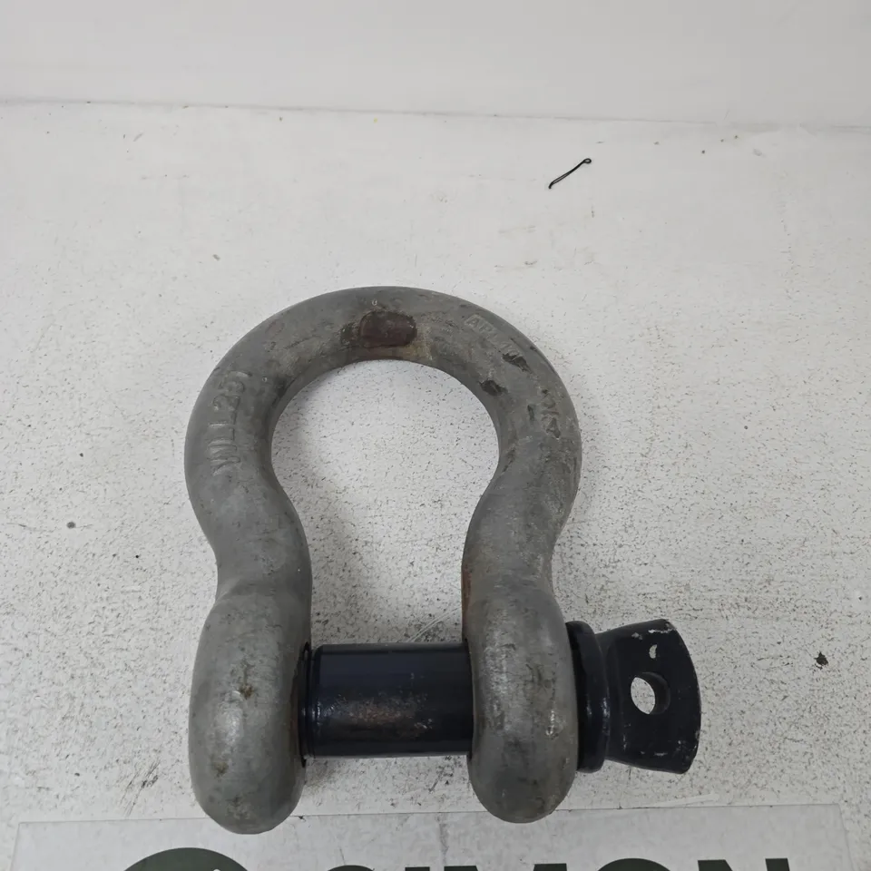 25 TONNE ALLOY STEEL LIFTING / TOWING SCREW PIN BOW SHACKLE