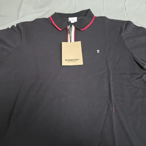 BURBERRY POLO SHIRT SIZE XL