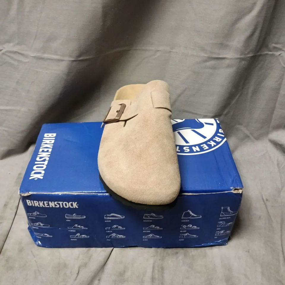 BOXED PAIR OF BIRKENSTOCK BOSTON SHOES IN BEIGE - SIZE 38