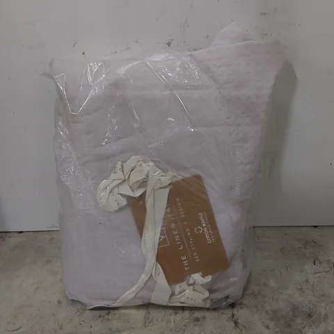 BAGGED HOODO WAFFLE 180 TC DUVET COVER SET // SIZE: DOUBLE 