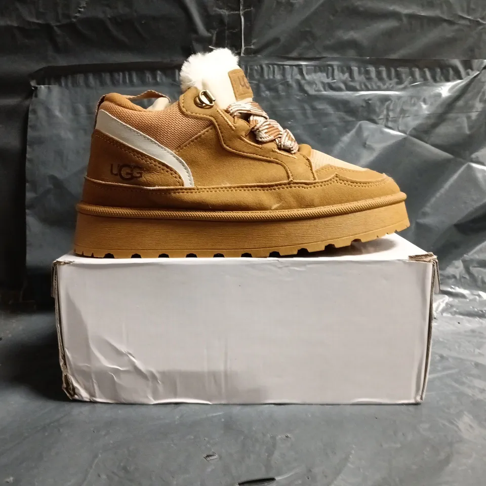 BOXED PAIR OF UGG SHOES IN CAMEL SIZE EU 37