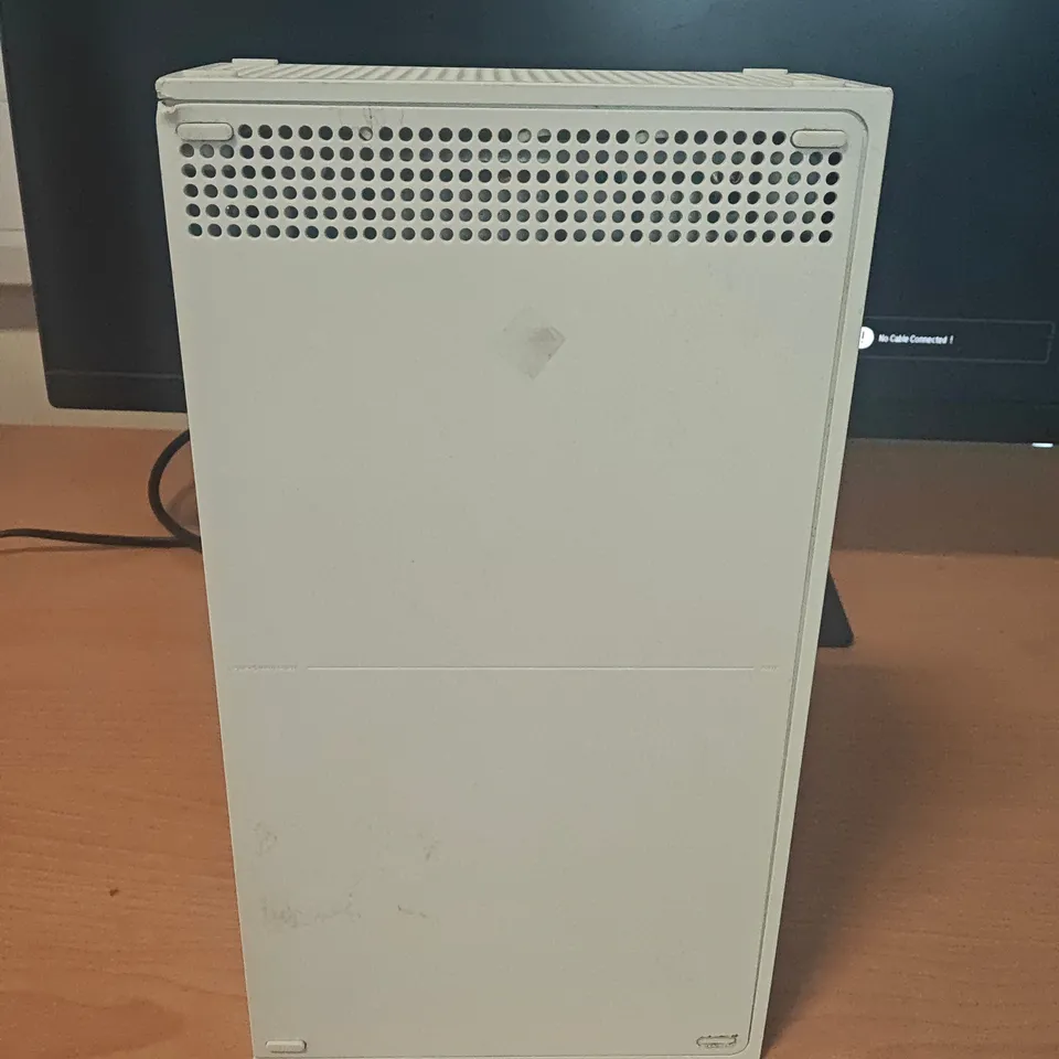 UNBOXED XBOX SERIES S DISC FREE CONSOLE