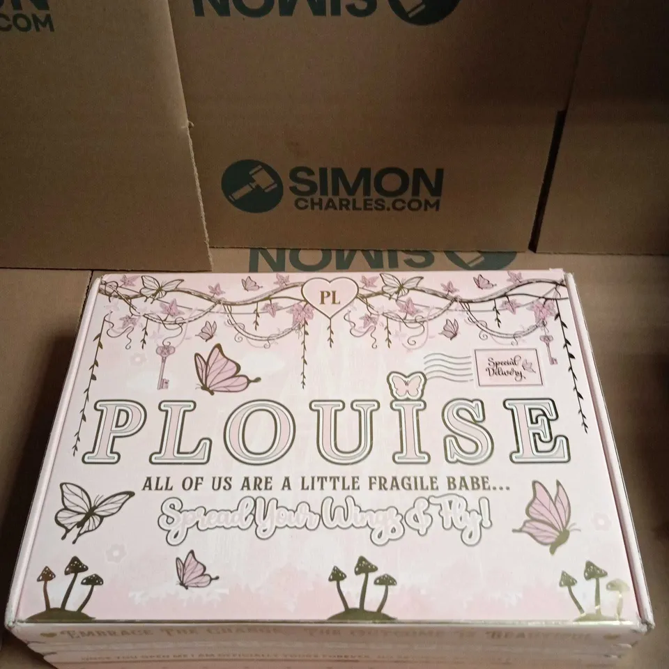 SEALED MEDIUM PLOUISE MYSTERY GIFT BOX