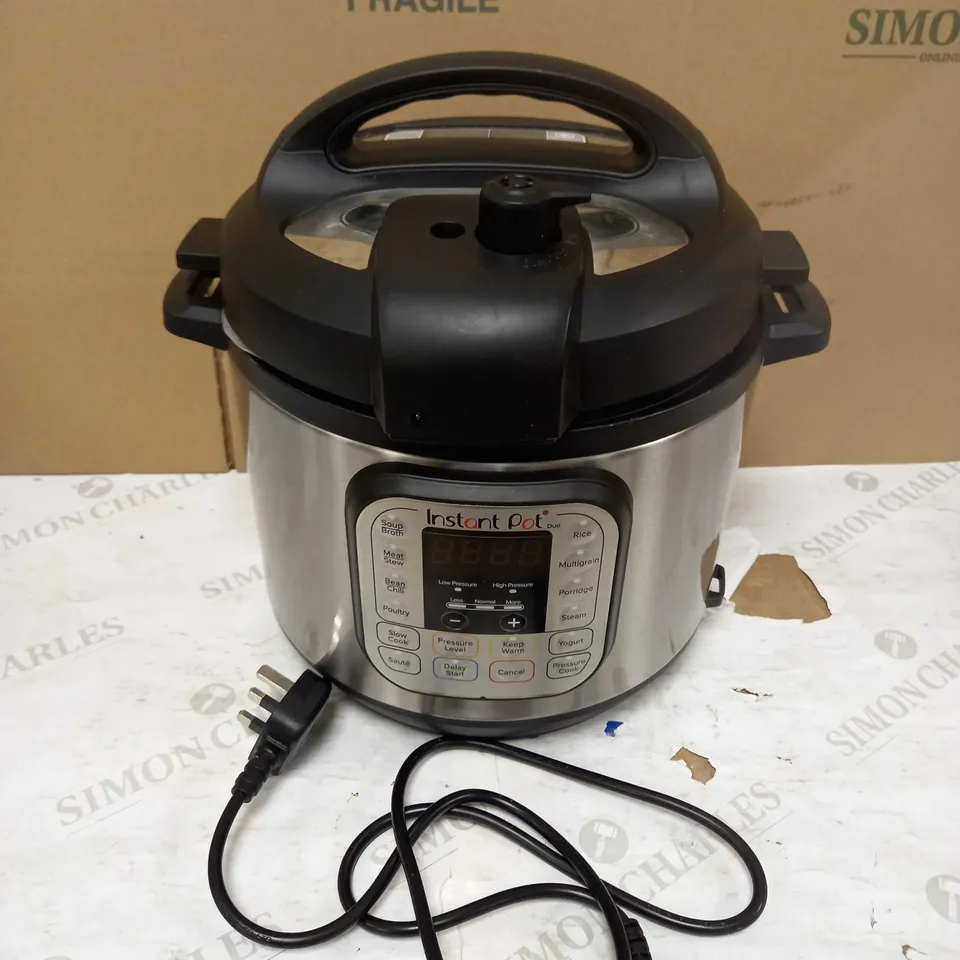 INSTANT POT DUO SMART PRESSURE COOKER