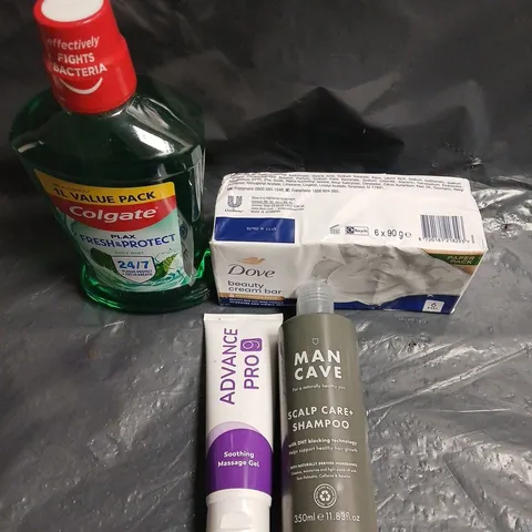 APPROXIMATELY 10 ASSORTED HEALTH & BEAUTY PRODUCTS TO INCLUDE SHOWER GEL, MAN CAVE SHAMPOO, DOVE SOAP ETC 