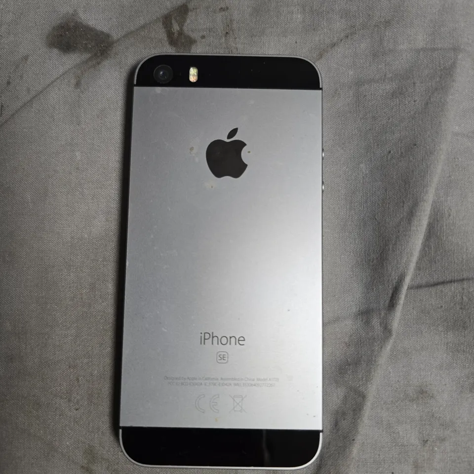 APPLE IPHONE SE SMARTPHONE