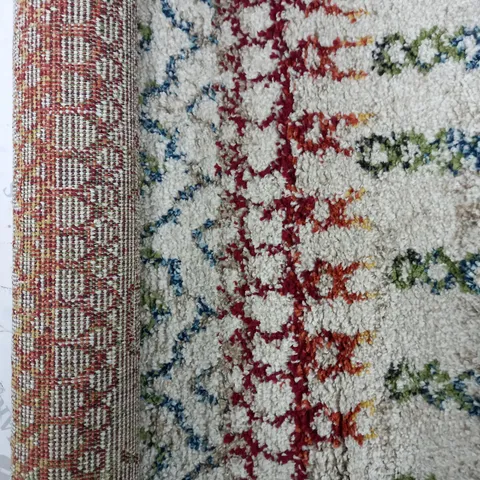 WORLD MENAGERIE AMAZON CREAM RUG 60 X 110CM