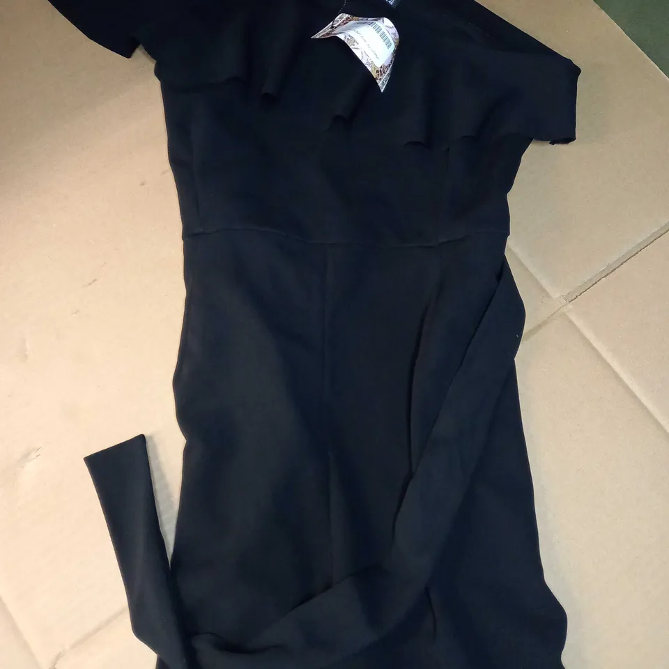 BOOHOO BLACK ONE SHOULDER TIE BESLT WIDE LEG JUMPSUIT - SIZE 14