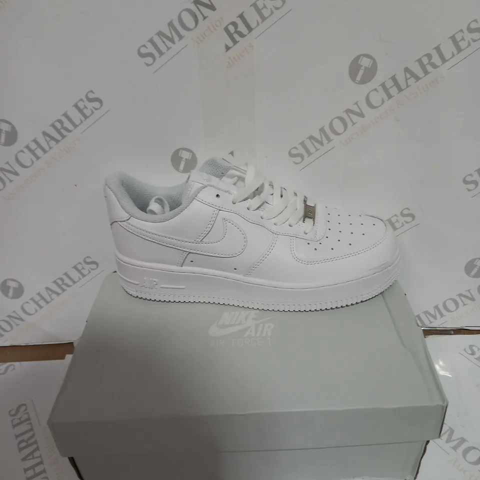BOXED PAIR OF NIKE WHITE AIR FORCE ONES SIZE 5.5