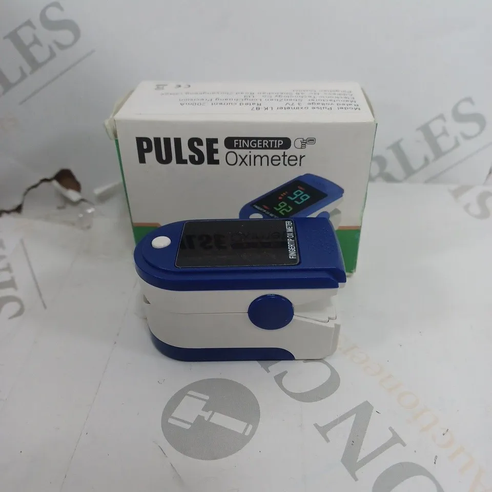 BOXED LK87 PULSE OXIMETER 